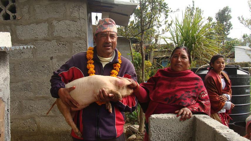 La mizera sorto de la Nepalaj Dalit-virinoj (n-ro 427 / maj – jun 2014)