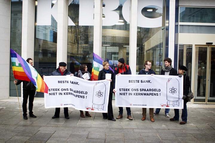 KBC geeft het voorbeeld tegen kernwapens