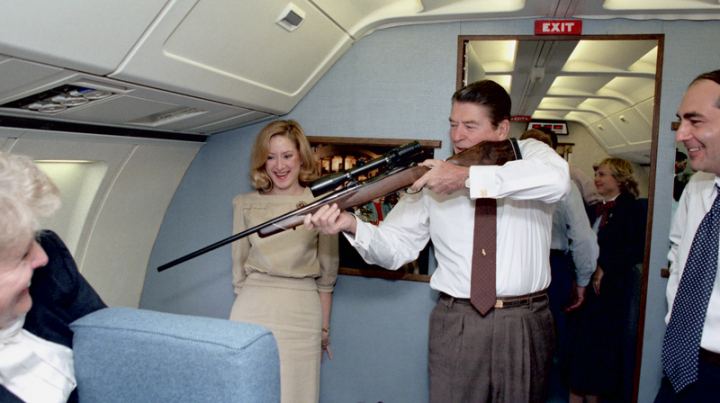 &amp;quot;We defend peace&amp;quot;. Arms trade and the military industry