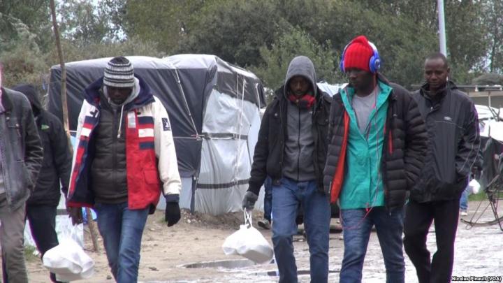 Je la alia flanko de la barilo