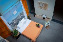 Vernissage: Give Peace a Chance